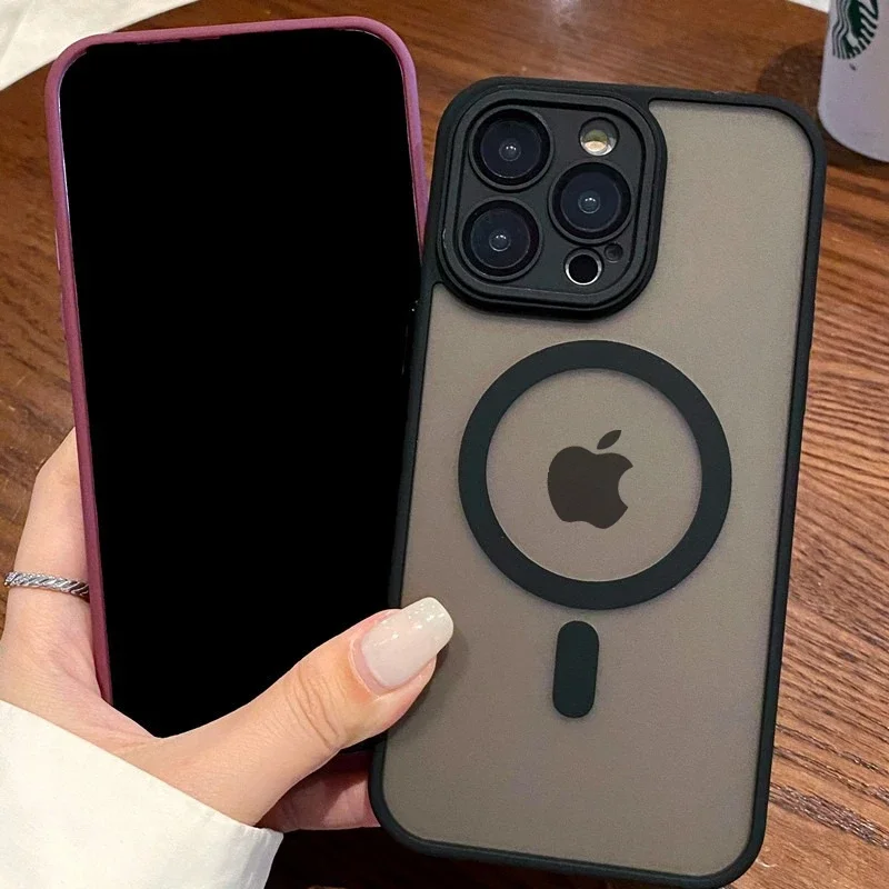Luxuru Translucent Magnetic Matte Case for Wireless Charging, Shockproof Cover