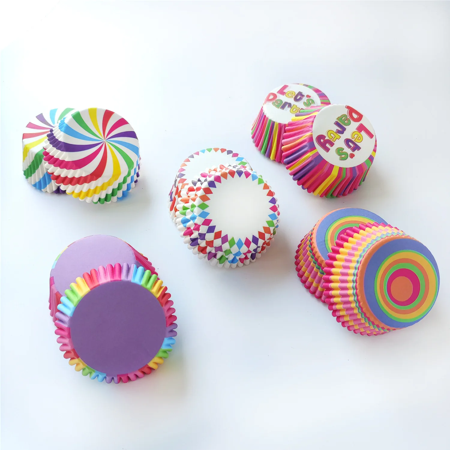 100 teile/satz Muffin Cupcake Pappbecher Regenbogen Kuchen Formen Cupcake Liner Für Weihnachten Hochzeit Party Küche Backblech Kuchen Form – Detail 6