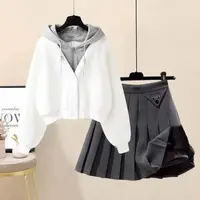 Plush Thickened Casual Long Sleeved Hooded Mini Pleated Skirt Two-piece Set Fashionable Women's Skirt Set - Image 3