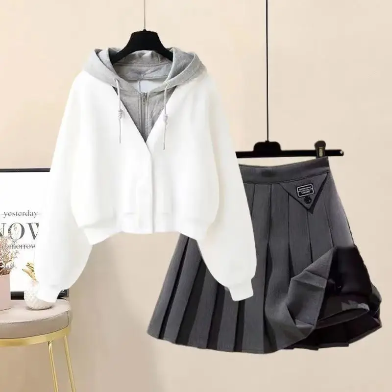 Plush Thickened Casual Long Sleeved Hooded Mini Pleated Skirt Two-piece Set Fashionable Women's Skirt Set 3