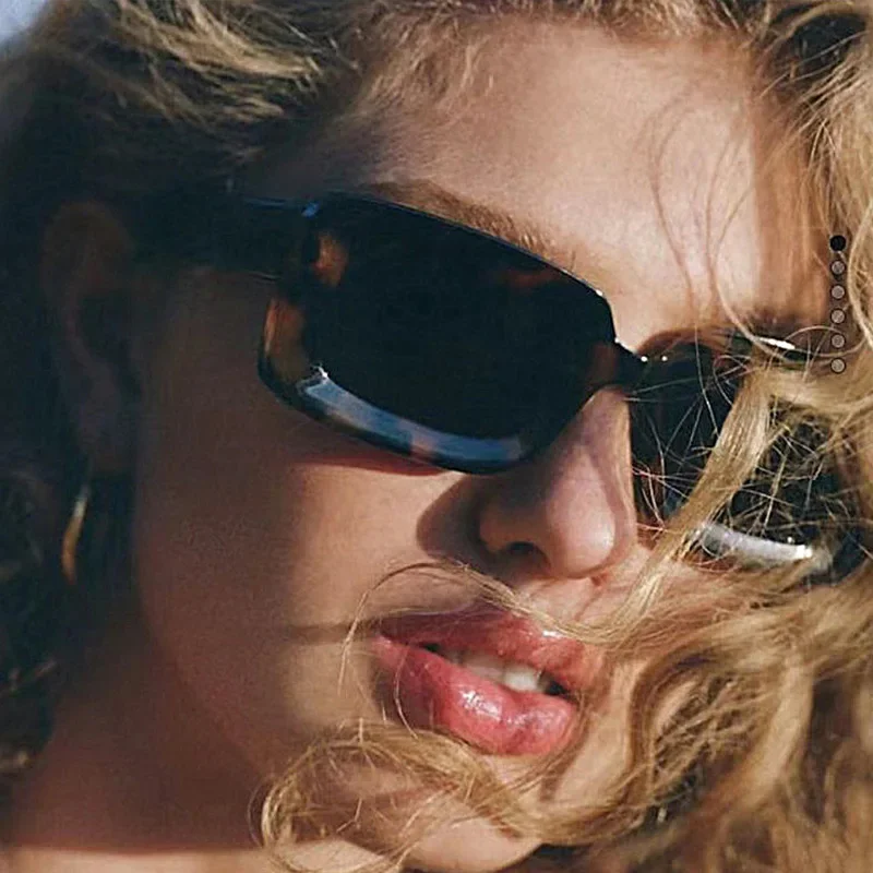 

Dropshipping New Fashion Summer Vintage Small UV400 Square Sunglasses Women Retro Punk Rectangle Sun Glasses Eyewear Shades
