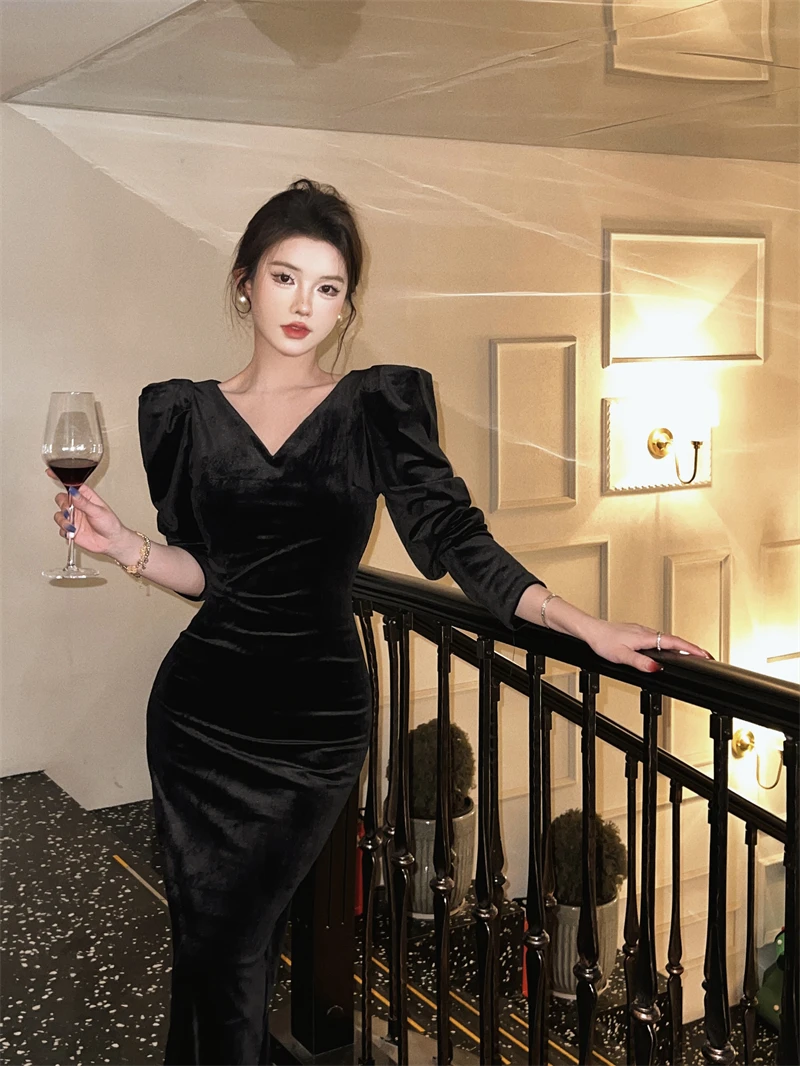 French Vintage Black Velvet Dresses for Women Long Sleeve Slim Waist V-neck Bodycon Evening Party Dress Autumn Korean Vestidos