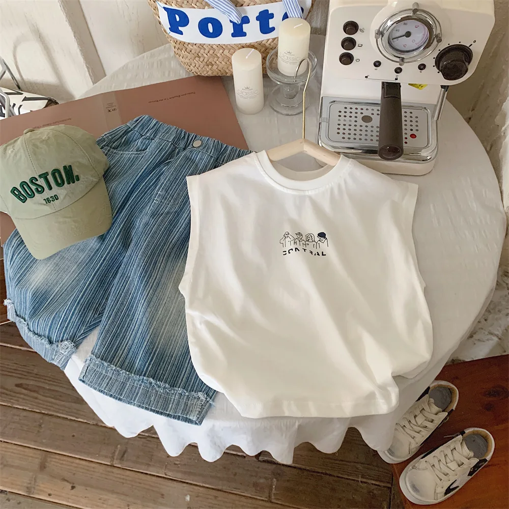 

Children Clothing 2023 Summer Girls Boys Casual Sleeveless Tee and Knee Length Jeans Pant Two Piece Set