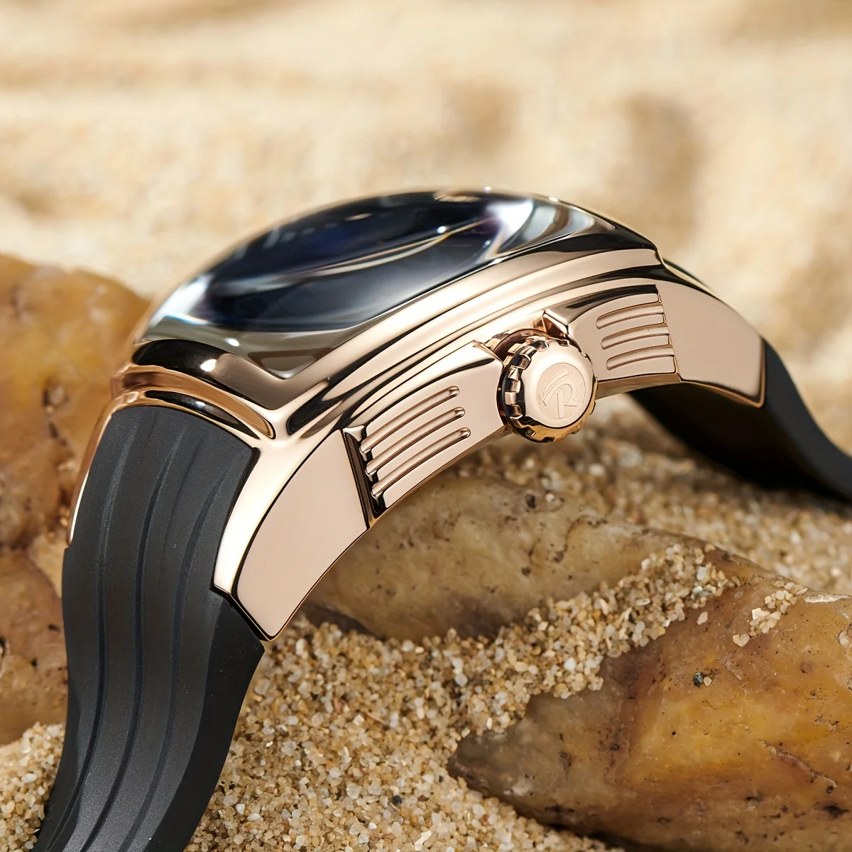 リーフタイガーメンズラグジュアリートナオスケルトンドラゴンダイヤル