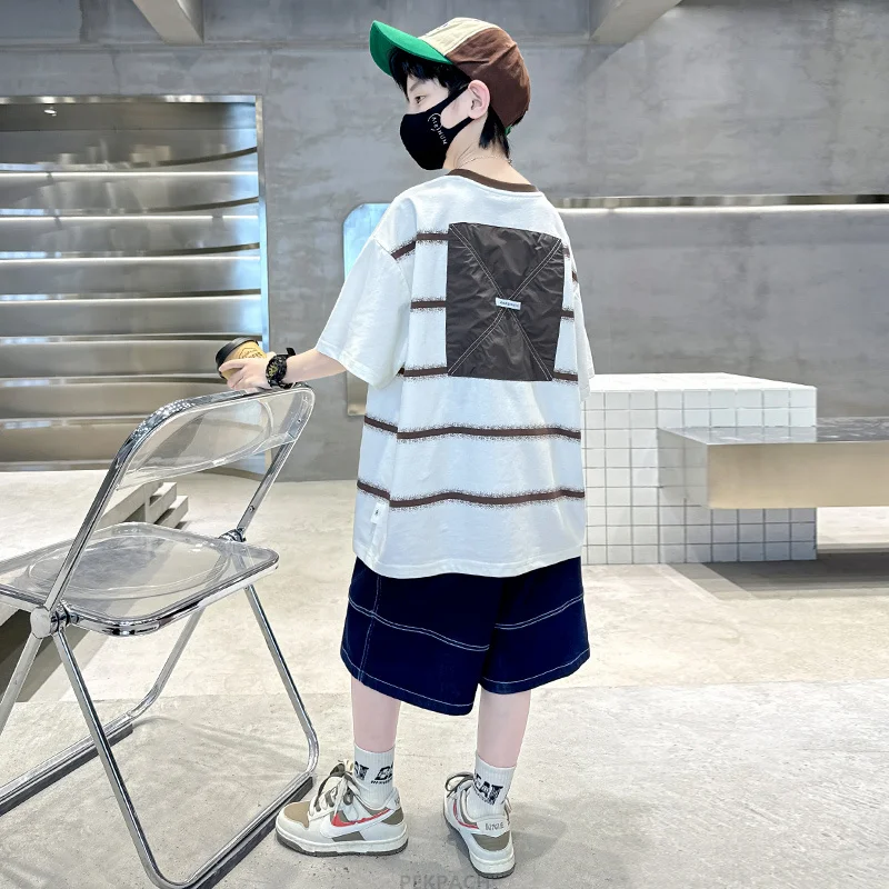 Set di abbigliamento estivo per bambini per ragazzi Tuta sportiva casual Bambini Adolescente Abiti in cotone Tuta a maniche corte a righe Costume di lusso - immagine 2