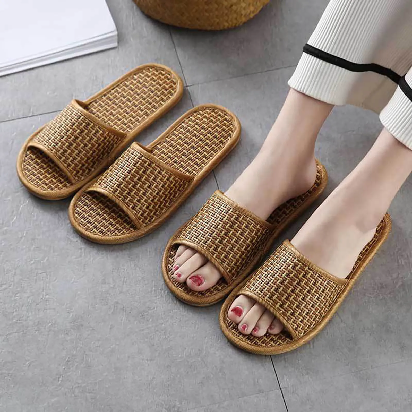 Linen Beach Slippers Men Large Size Home Shoes Flip Flops Man Indoor Bathroom Slides Unisex Family Slippers Beach Sandals soft sole slippers