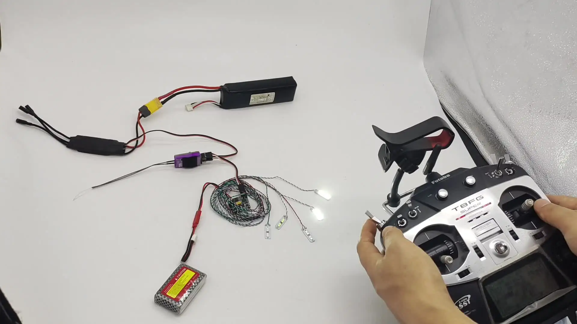 Kit Lumière LED Avion RC 80cm JST 3 Modes