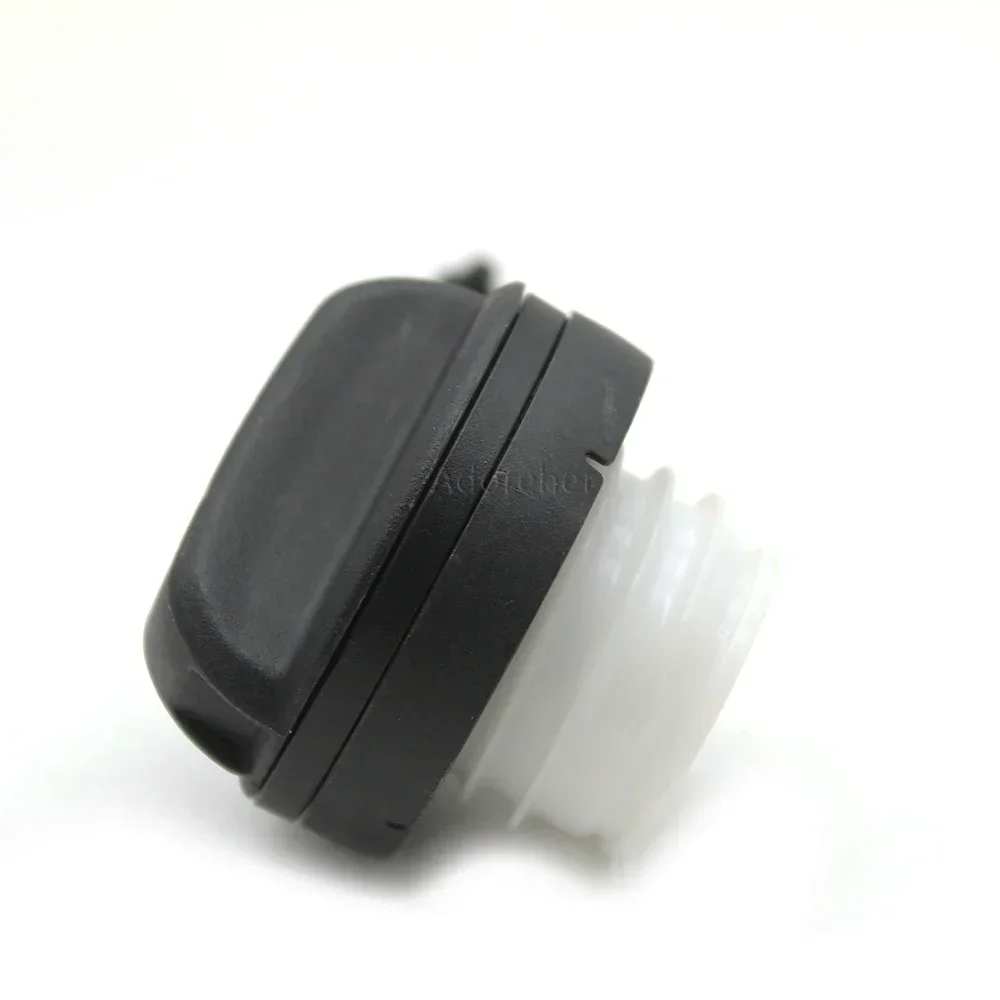 89260-77K01-000 Is Suitable for Suzuki Swift Vitara Alto SX4 Internal Gasoline Fuel Tank Cap