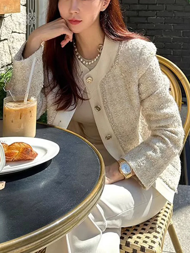 

Autumn 2023 Winter O Neck Metal Single Breasted Loose Casual Long Sleeved Women's Apricot Coat Loose Outerwear Top X519