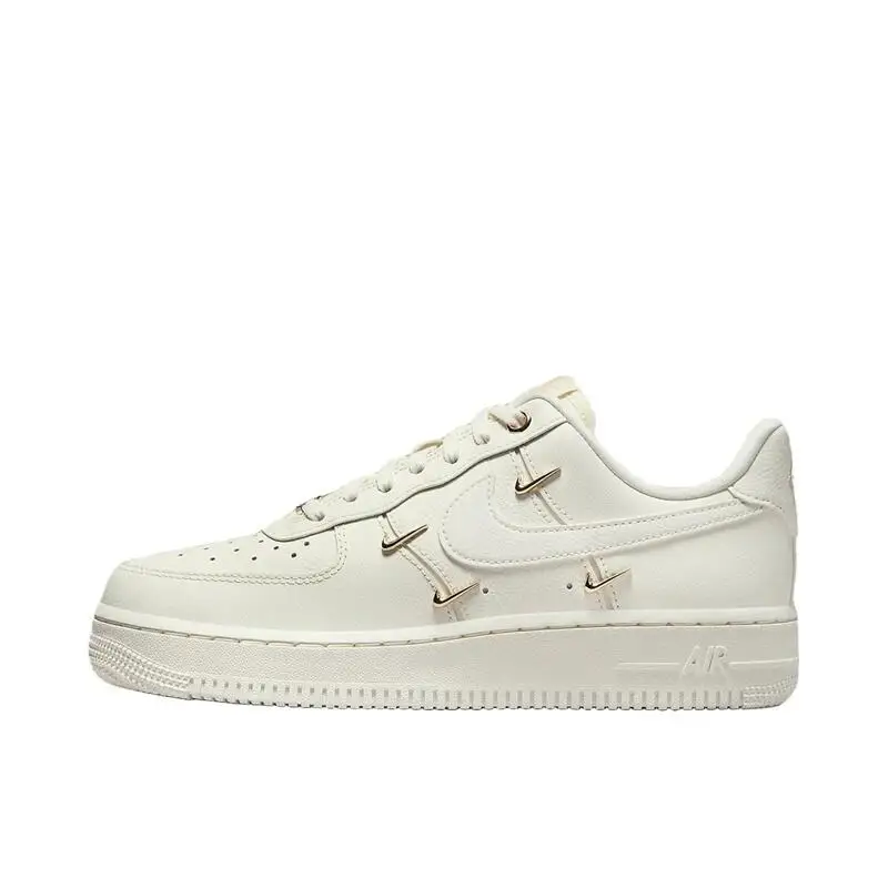 Nike-Air-Force-1-Mini-Gold-Men-s-and-Women-s-Board-Shoes-Are-Non-Slip.jpg