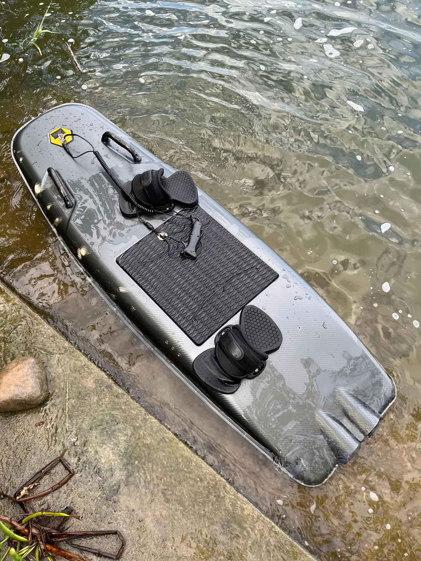 Electric carbon fiber surfboard for water sports, standing, highspeed