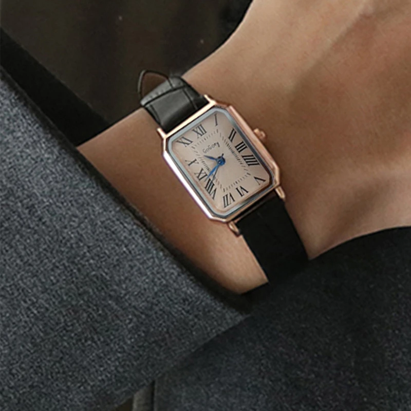 Women's Watch Retro Roman Blue Needle Scale Design Fashionable Square Watch Quartz Watch