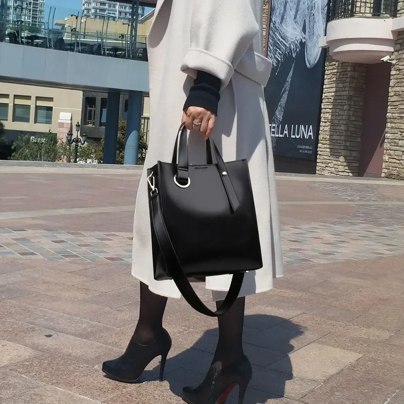 

New Trendy High Capacity One Shoulder Handbag Women's Vertical Tote Versatile Wide Shoulder Strap Crossbody Bag