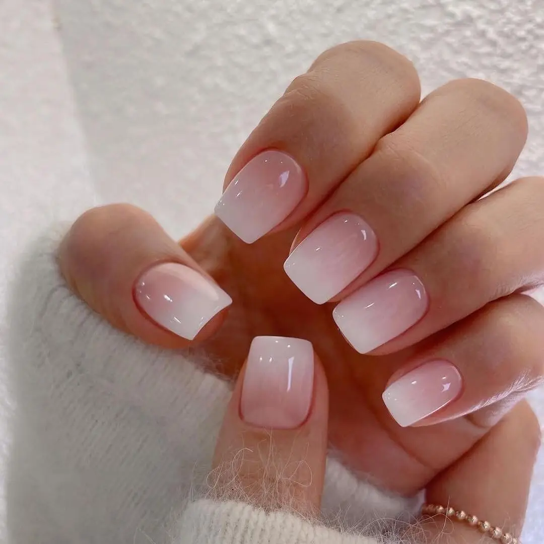 120개 핑크 블러셔 그라데이션 프렌치 페이크 네일 미디엄 코핀 하이 글로스 핑크 화이트 심플 프레스 온 페이크 네일 여성 파티용  % ?
