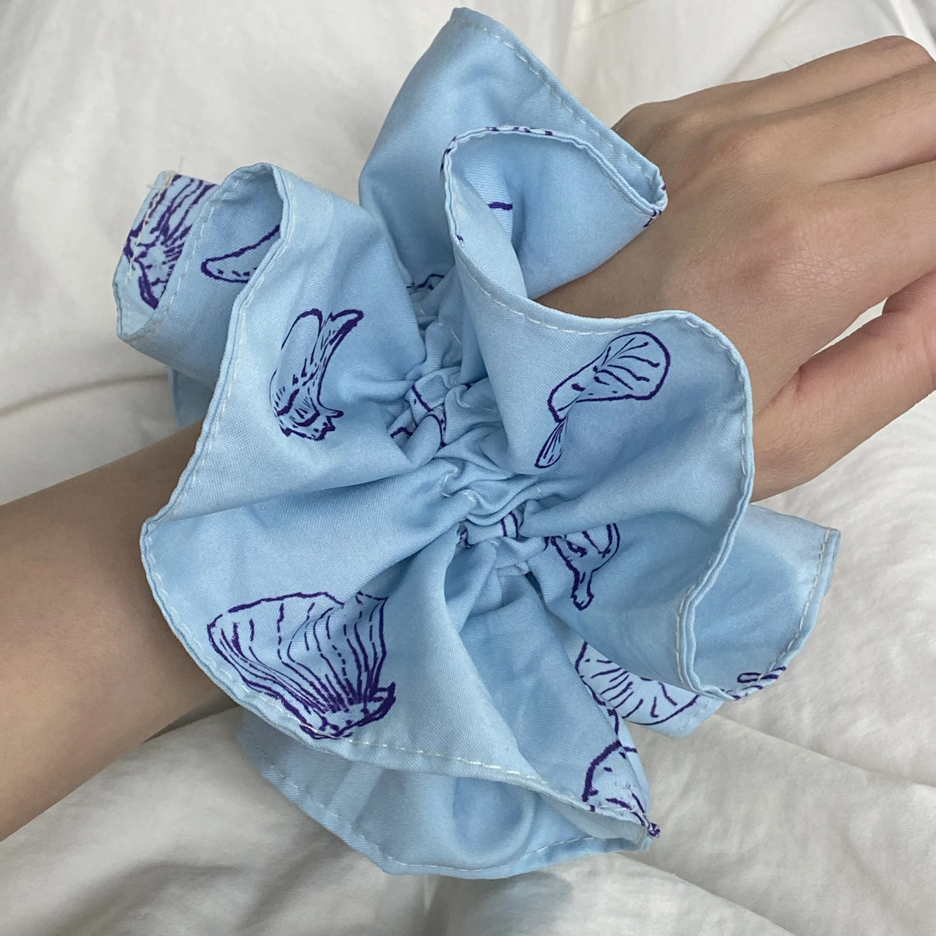 1PC Light Blue Sea Creature Print Hair Scrunchie, Cute Ruffled Hair Tie, Beach - Style Hair Accessory For Women