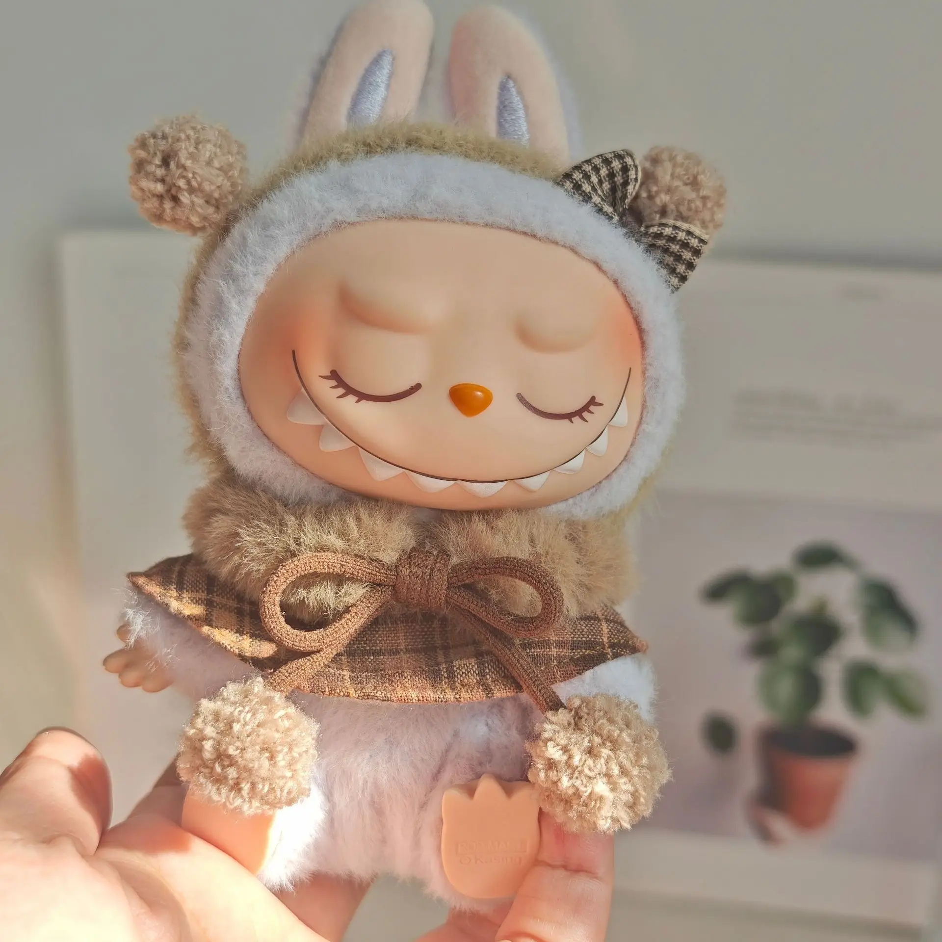 17cm Labubu Doll Clothes Christmas Plaid Plush Cloak Clothes Toys Korean Fashion Trends Macaron Sitting Party