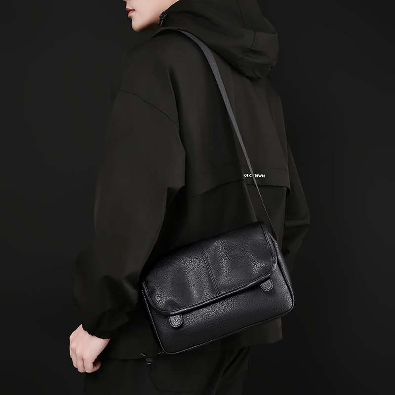 Retro Postman Bag - Commuter Bag - Shoulder Bag - Daily Use - Unisex