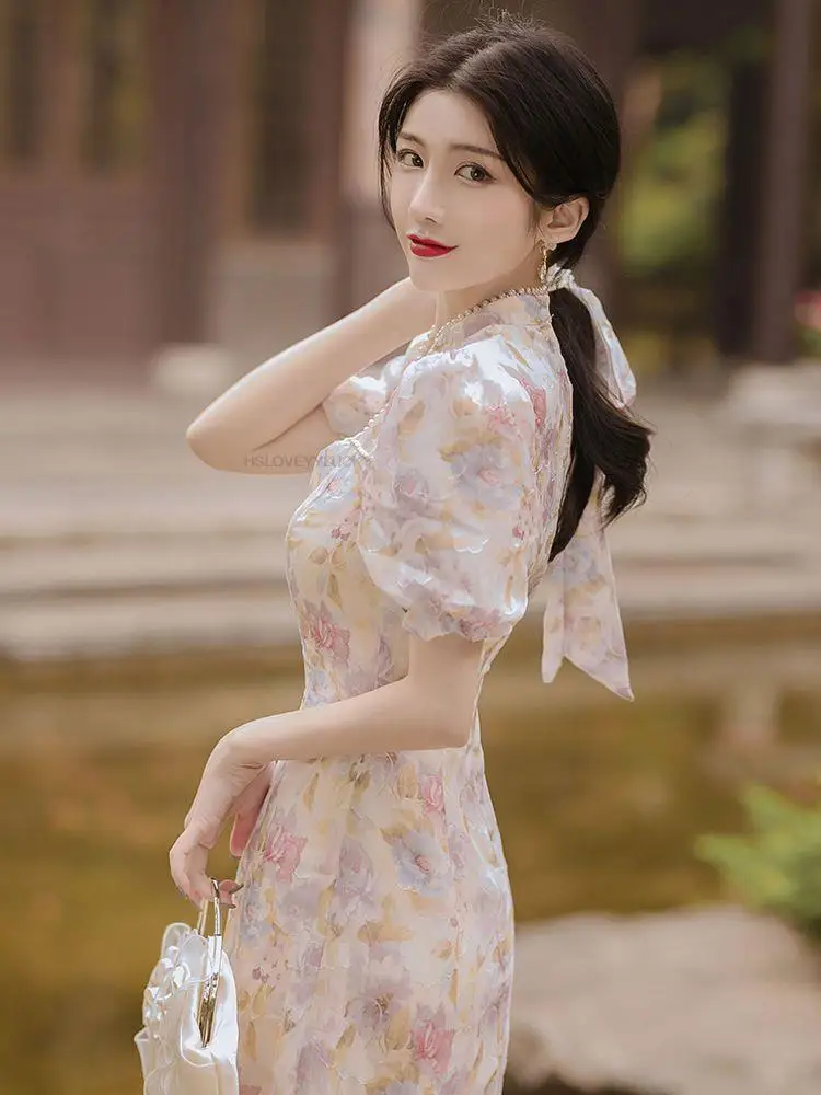 Рисунок 3 - Элегантное женское платье Ципао в китайском стиле