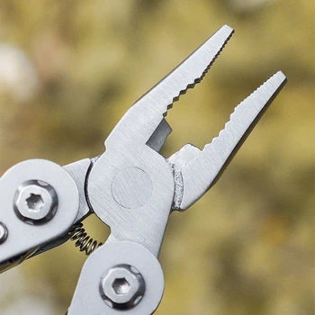 Folding Multitool Pliers 1
