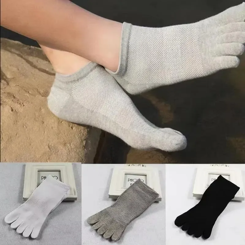 Men's Breathable Five Finger Socks Cotton Mesh Summer Socks Ultra-thin Breathable Sweat Absorbing Split Toe Low Top Socks