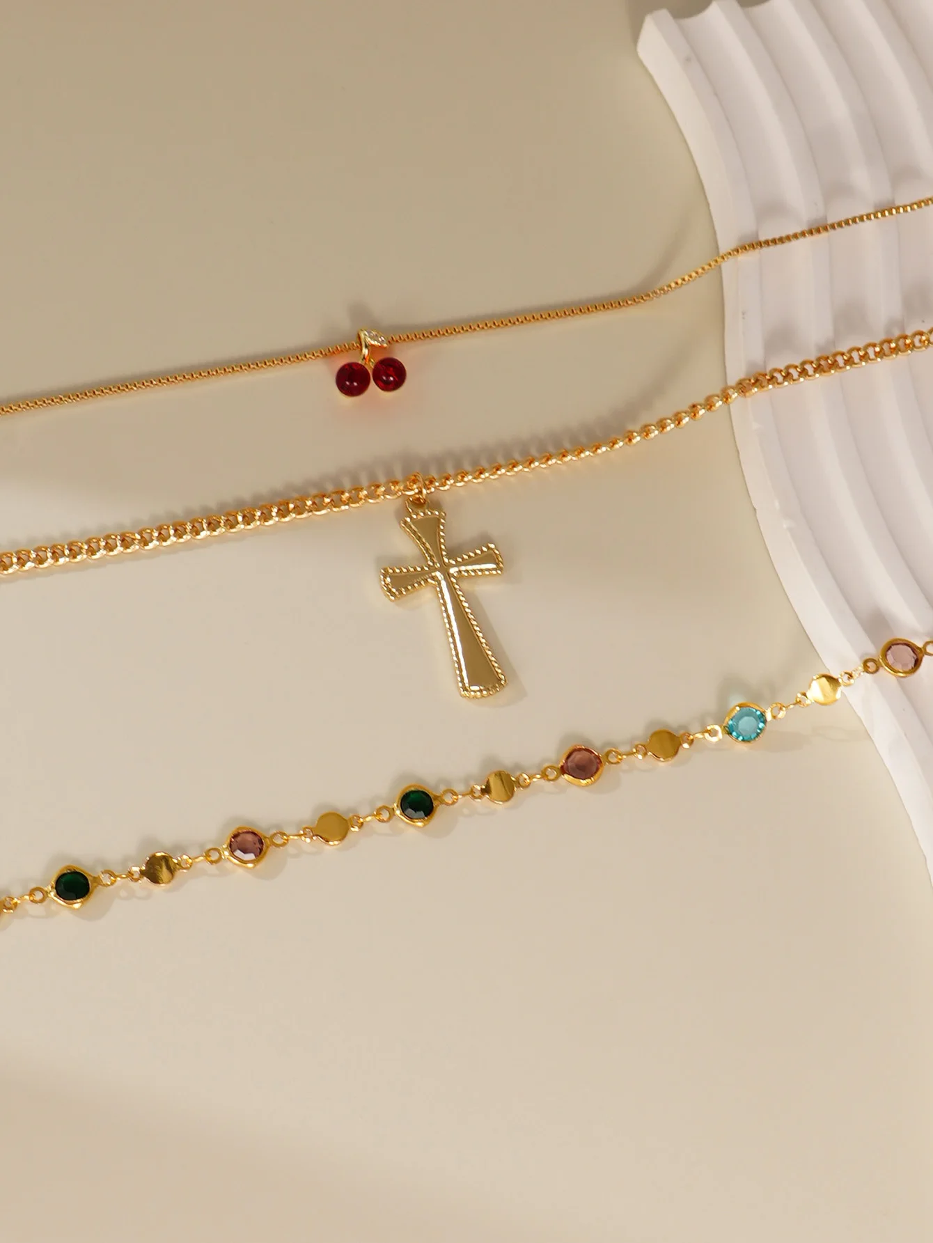 3pcs Minimalist Charm Cross Pendant Glass Chain Stacked Womens Necklace