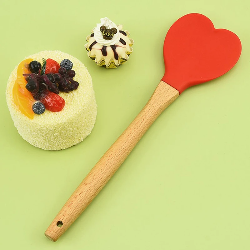 1PC Silicone Heart Shape Pastry Spatulas With Wooden handle Cookie Spoon Baking Accessories Kitchen Tools Utensils silicone spatula silicone kitchen utensils silicone cooking spoon