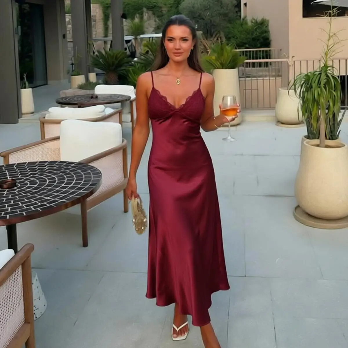 Wine red