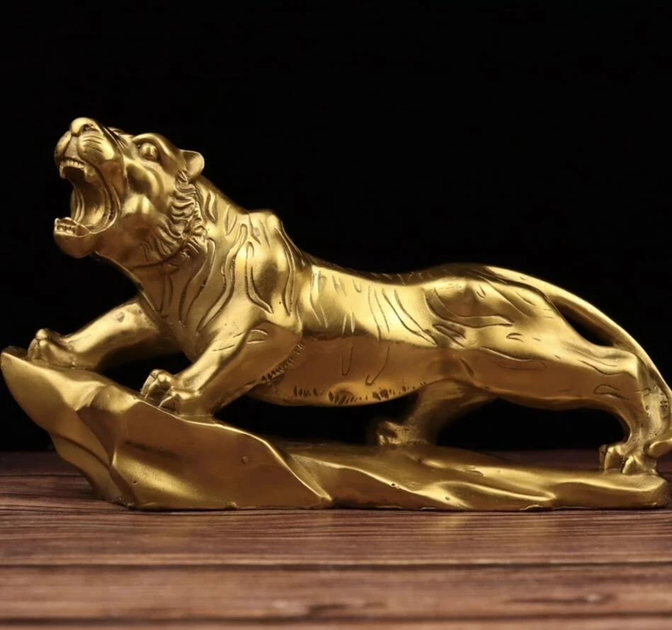 

China seiko brass Mountain climbing tiger crafts statue