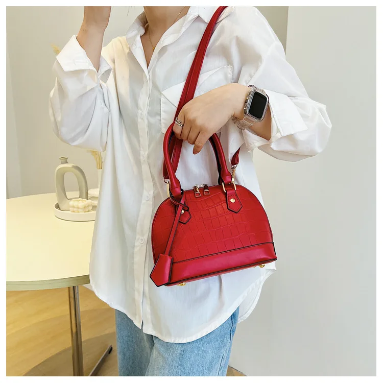 Wholesale FG048 Crocodile stone pattern shell bags for women 2022