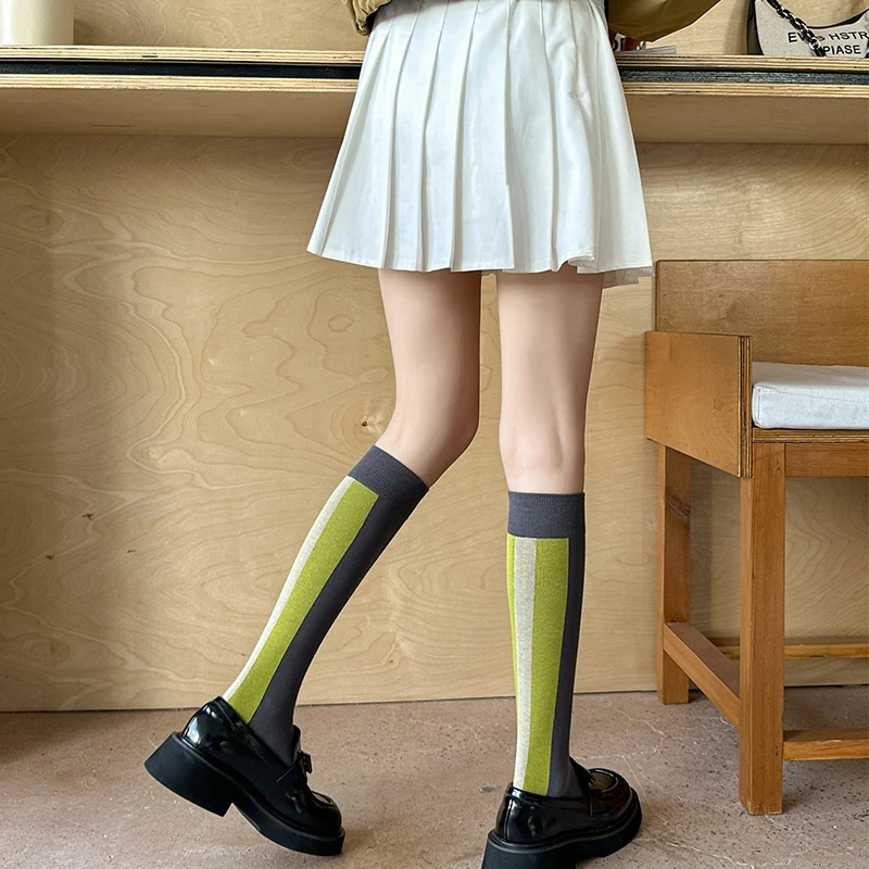 جديد الربيع والخريف المرأة جوارب طويلة الرجعية الشارع لباس خارجي الاتجاه الداخلية التخسيس القطن التمهيد الجوارب جوارب مضادة للجراثيم