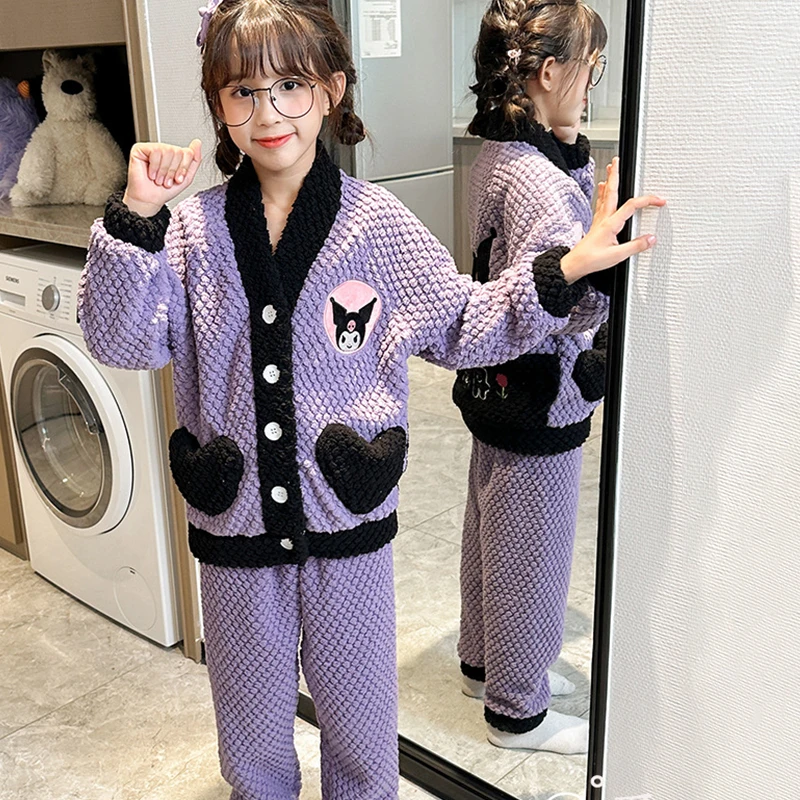

Пижамный комплект Kuromi из плюша MINISO Kawaii Cinnamoroll, Осень-зима, новинка, утепленные топы и штаны, милый мультяшный мягкий домашний костюм для девочек