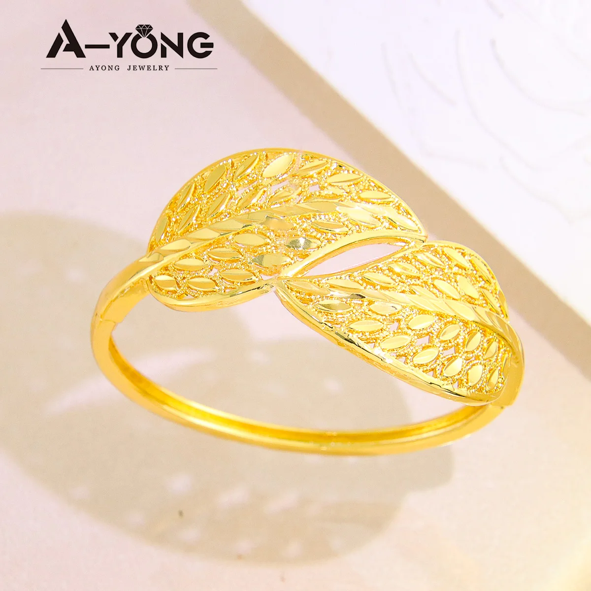 

AYONG African Gold Color Bracelet 18k Gold Plated Luxury Fashion Hollow Out Dubai Cuff Bangles Women Wedding Party Gifts