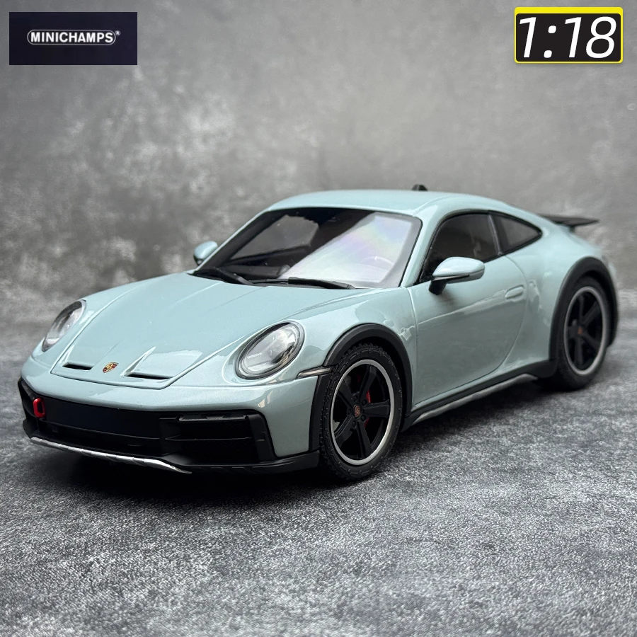 minichamps Diecast model 1:18 scale New 911 DAKAR -2022 911