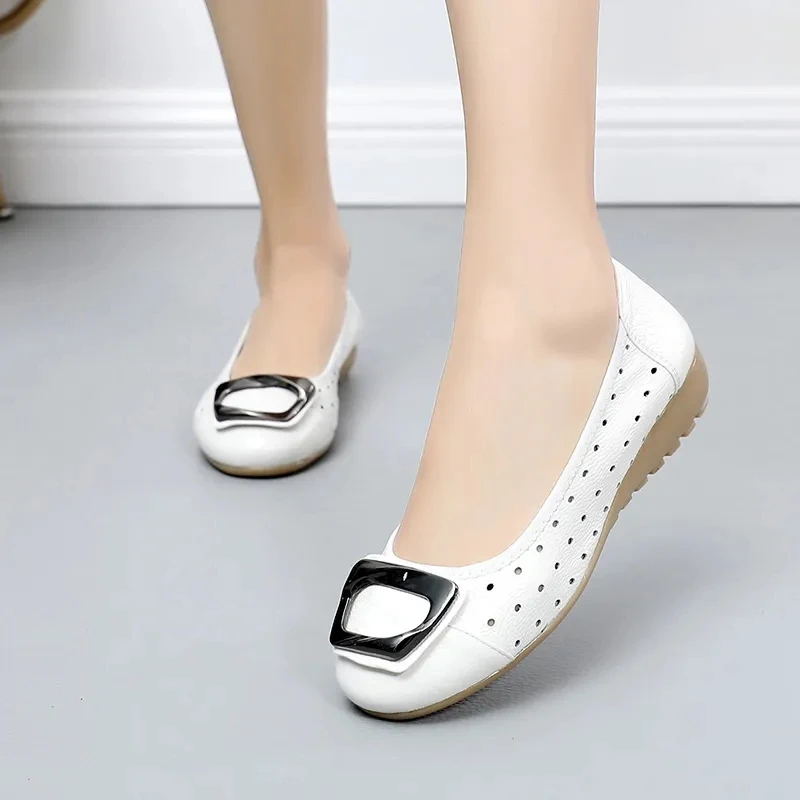 Vintage Women Flat Shoes Oversize 42 43 Female Leather Flats Soft Sole Comfortable Ladies Moccasins Spring Summer Woman Loafers
