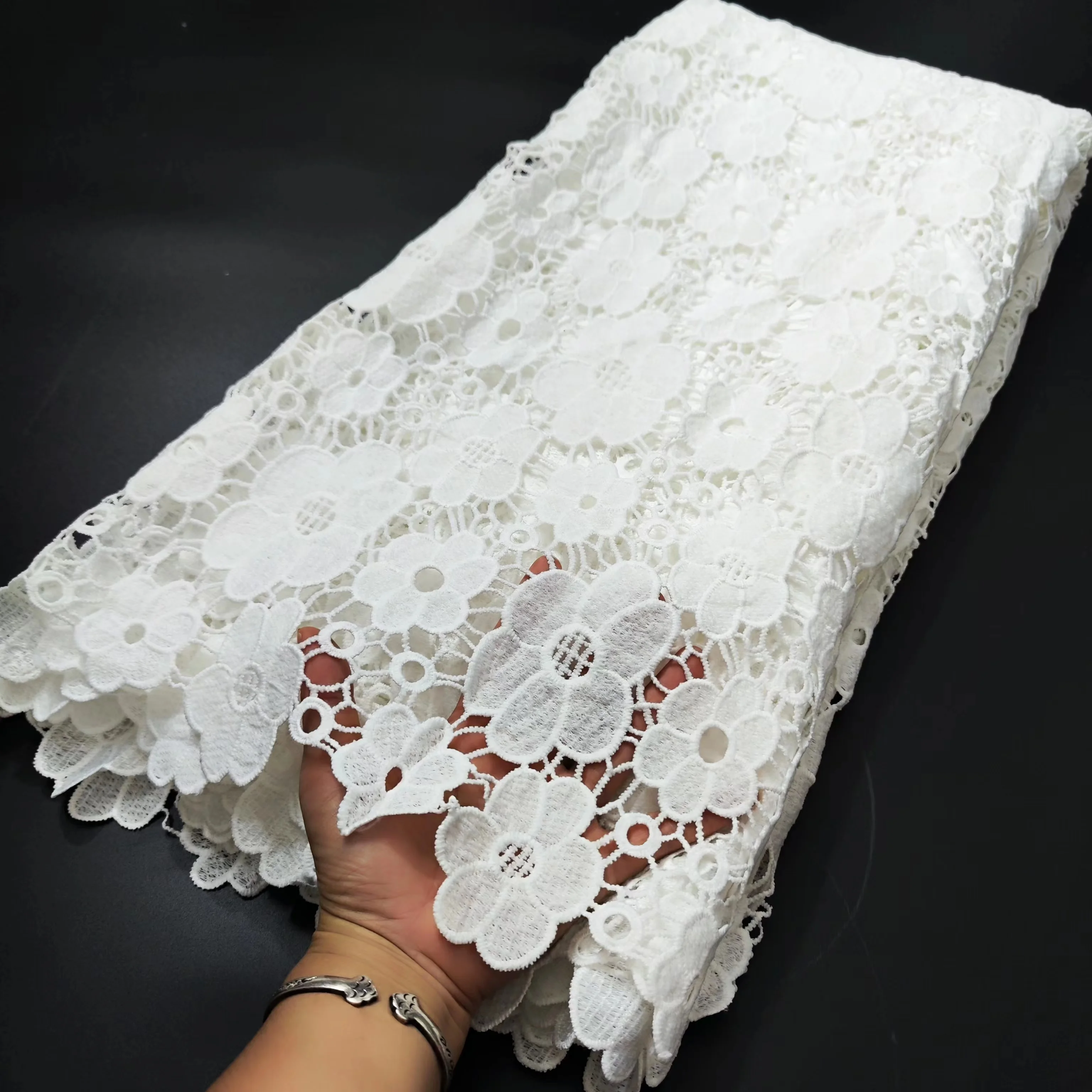 

2023 New Fashion African Guipure Cord Lace Fabric High Quality Nigerian Water Soluble Lace Fabric For Party Dress Sew KJFT2310A