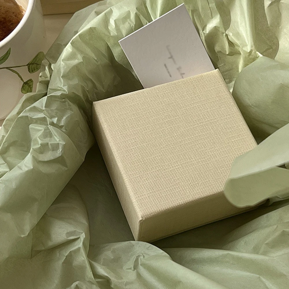 Benutzer definierte Logo 8x8x4cm Schmuck Papier Box Luxus-Boxen für Ring Ohrringe Perlenkette Ohr stecker Armband Anhänger Lagerung Hochzeits bevorzugungen – Detail 5