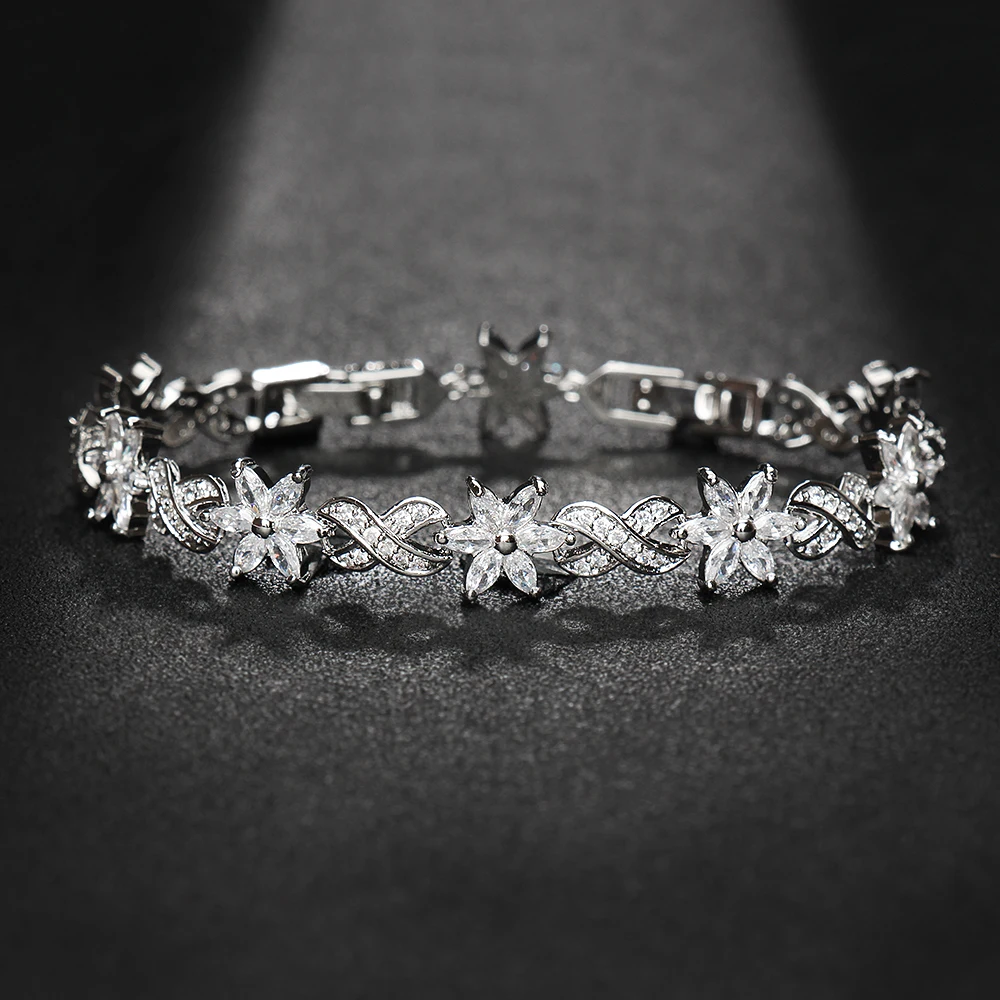 

Блестящее украшение Emmaya из циркония ААА, благородный браслет, нежный цветочный дизайн для женщин, Свадебная вечеринка, модные ювелирные украшения