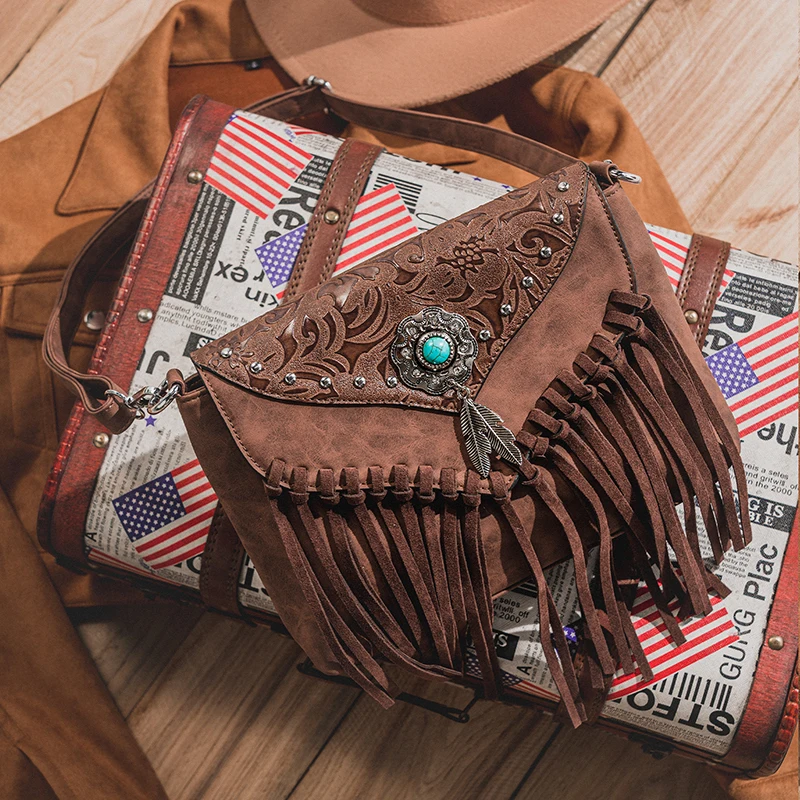Women Shoulder Bag Celela Western Design Shoulder Bags For Women Vintage Messenger Rivet Tassel Designer Luxury Ethnic Clutch