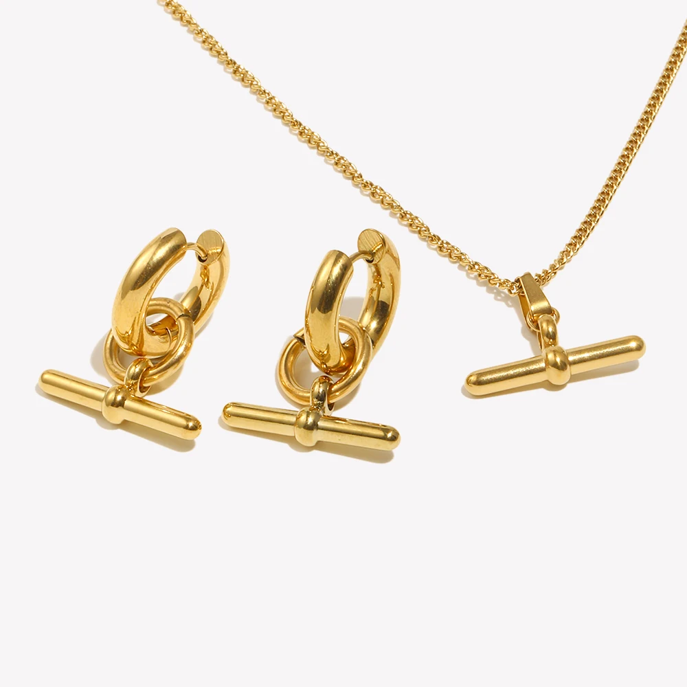E.B.belle Stainless Steel 18K Gold Plated Minimalist Design T Bar Pendant Necklace For Woman Girl's Ladies Gold Jewelry 3