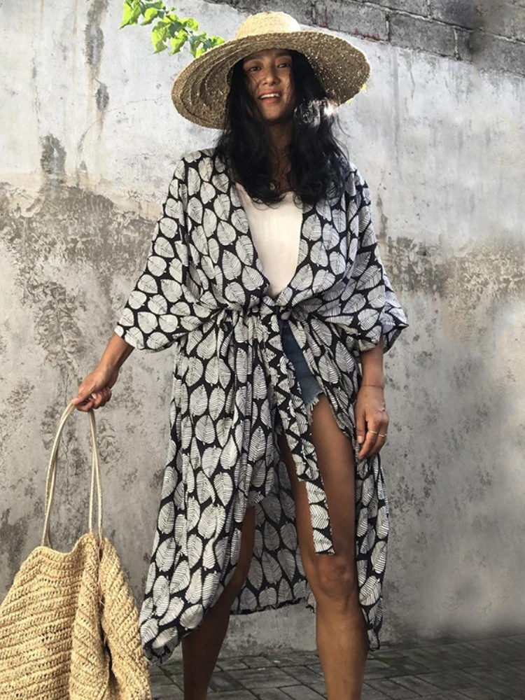 grey beach kimono