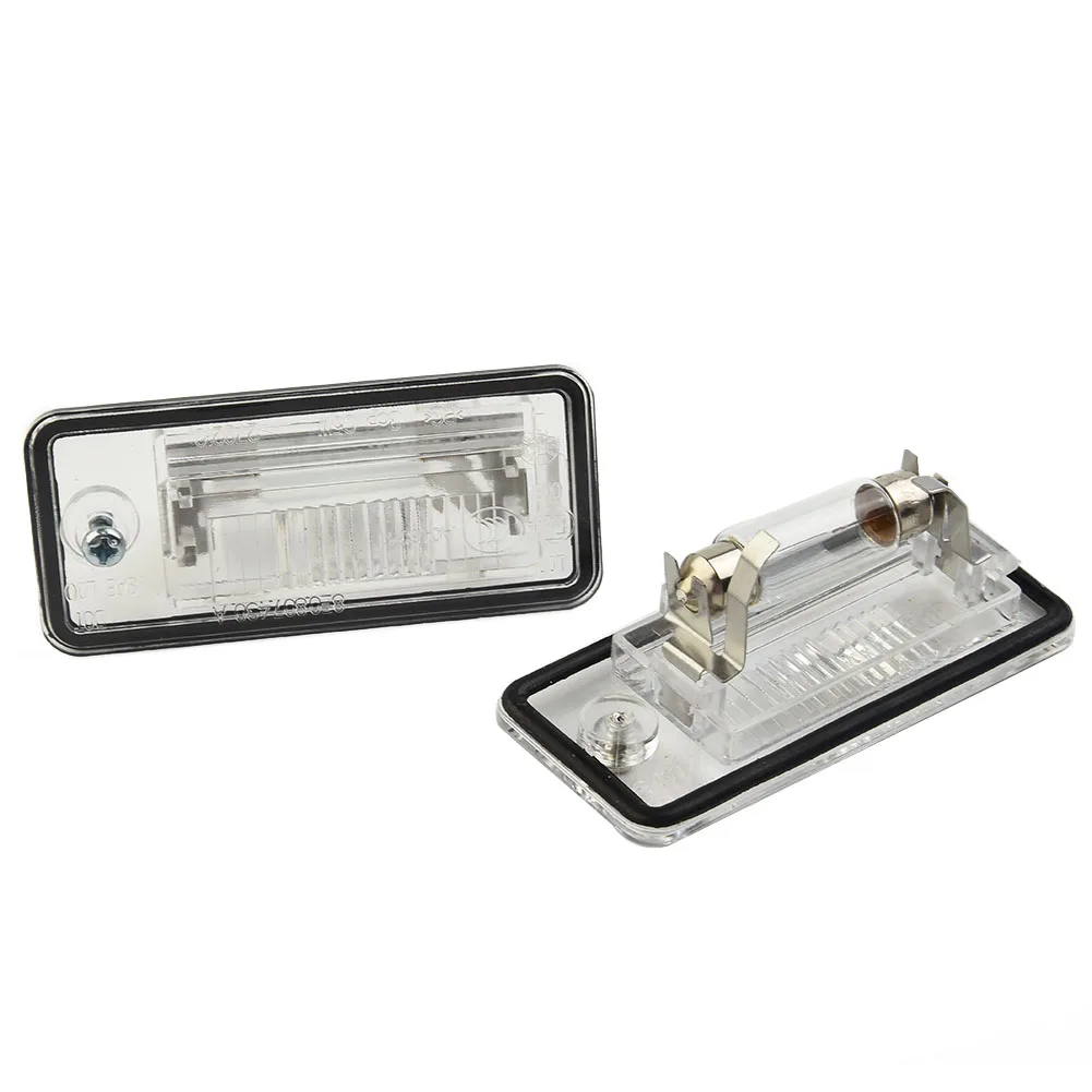 2pcs 7x3.2x2.7cm Left Right Number License Plate Light For-Audi A3 S3 A4 S4 A6 S6 A8 Auto Lamp Clear 8E0 807 430A 8E0 807 430B