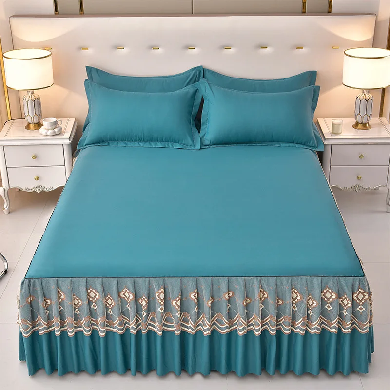 

New Indoor Comfortable Solid Color Cotton 90g Fine Silk Brushed Lace Edge Bed Skirt