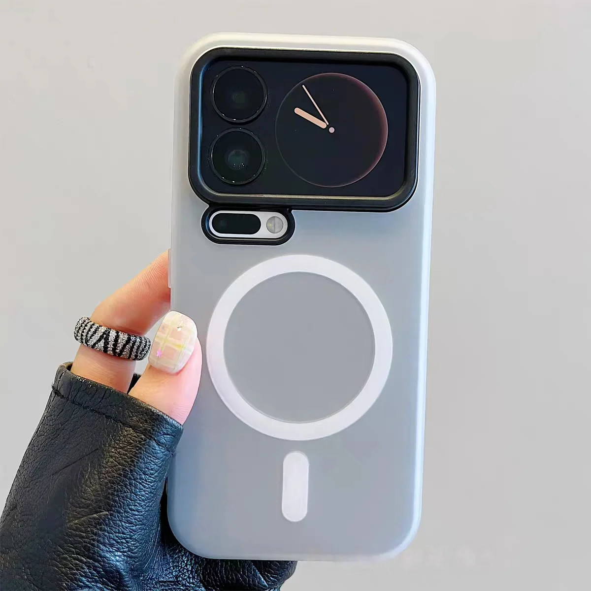 Matte Fashion Magnetic Anti-Fall Phone Protection Cover