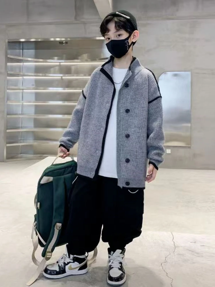 

Children's Sweaters, Boys' Outerwear, Autumn and Winter New Middle and Big Boys' Loose Knitted Casual Solid Black Edge Cardigan