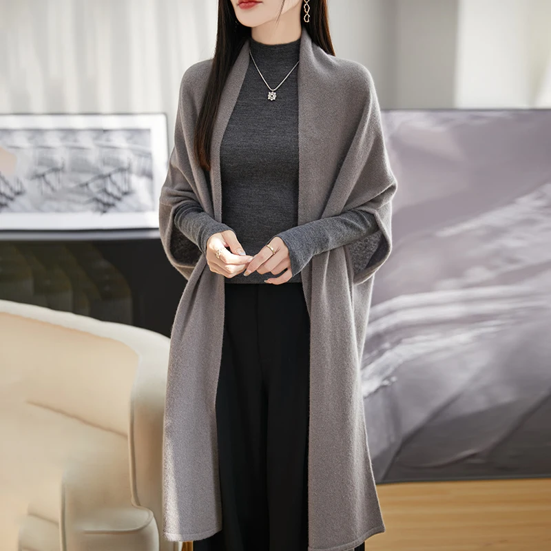 شال نسائي أنيق بتصميم كلاسيك ناعم