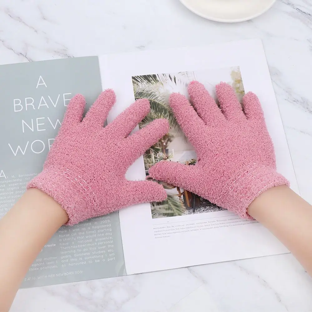 Hot Sale 0-11 Years Old Kids Winter Coral Plush Gloves Baby Full Fingers Soft Warm Candy Colors Mittens For Boys Girls