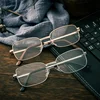 Men Fashion Metal Frame Reading Glasses Full Frame Ultralight Clear Lens Magnifier Business Male Presbyopic Eyeglasses 0 to +4.0