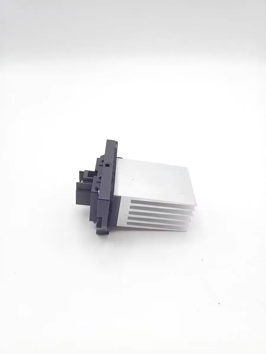 

Резистор регулировки скорости вентилятора для sаик MAXUS G10/T60 C00027281
