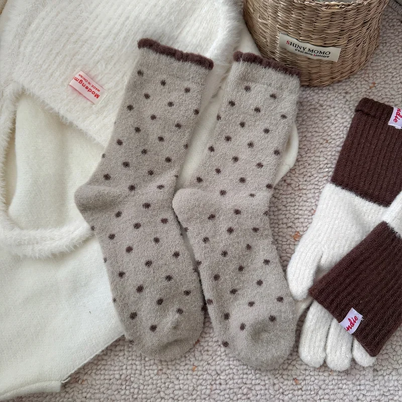 Winter Warme Verdickte Polka Dot Plüsch Socken Frauen Mädchen Mid-kalb Socken Herbst Verdickt Gepolsterte Warme Socken Hause schlaf Boden Sox – Detail 8