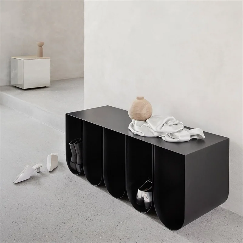 Рисунок 4 - Чайная комната, журнальные столики